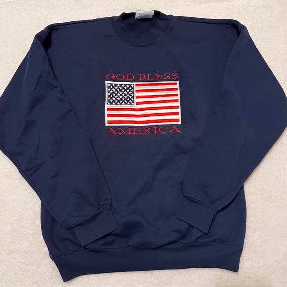 mc sport Other - Vintage god bless America embroidered crew